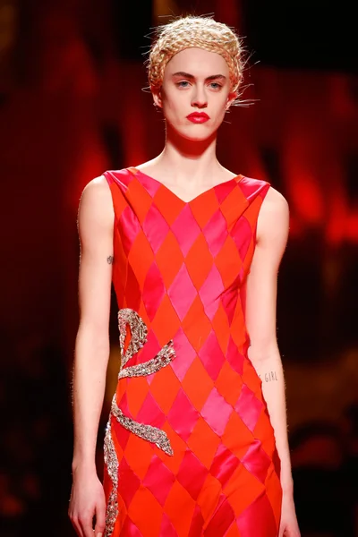 Look 57